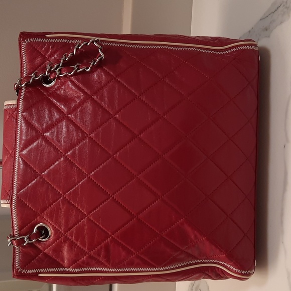 Authentic chanel lambskin North South accordion bag and matching stitch wallet. - Picture 9 of 16